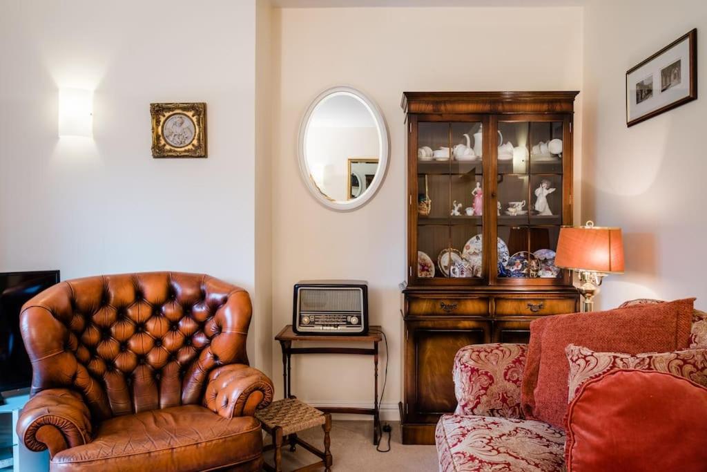 Spacious Home, Minutes Fom The Beach, Free Parking, Large Garden Area, Pets Welcome! Whitstable Bagian luar foto